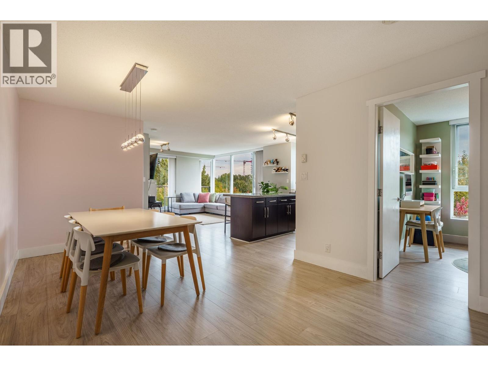 1208 660 NOOTKA WAY Property Photo 1