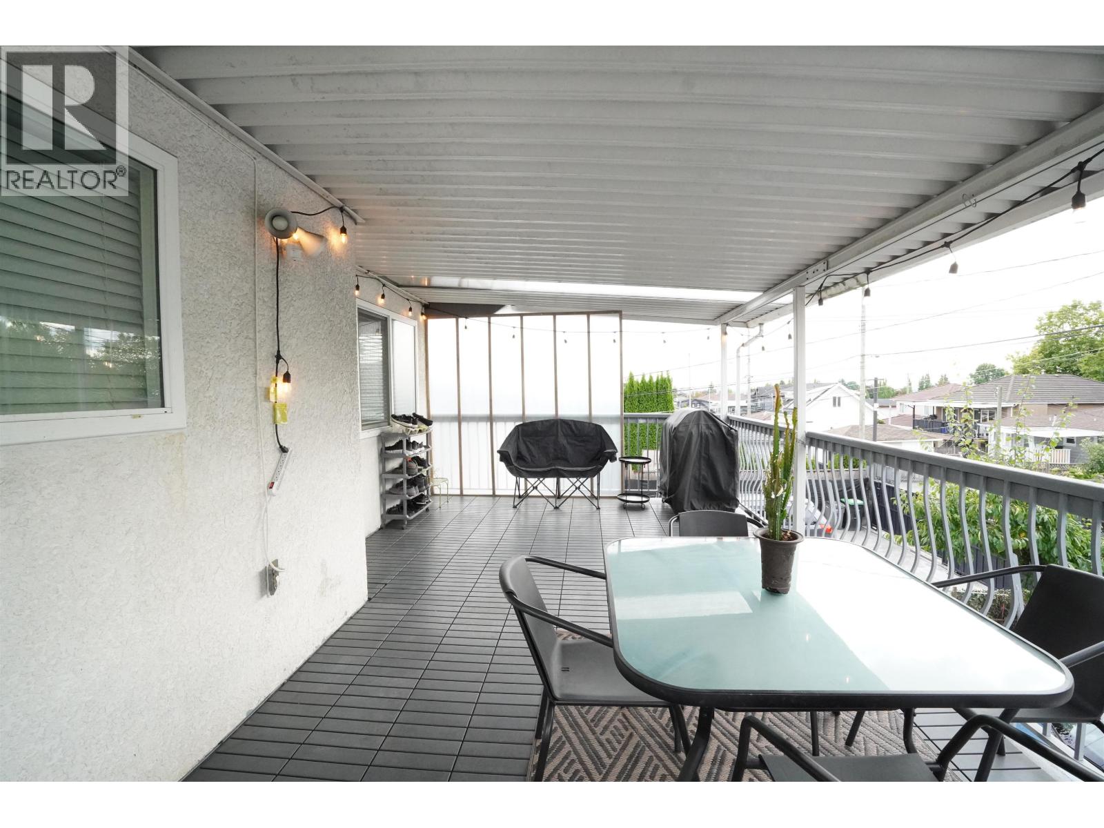 6819 Knight Street Property Photo 22
