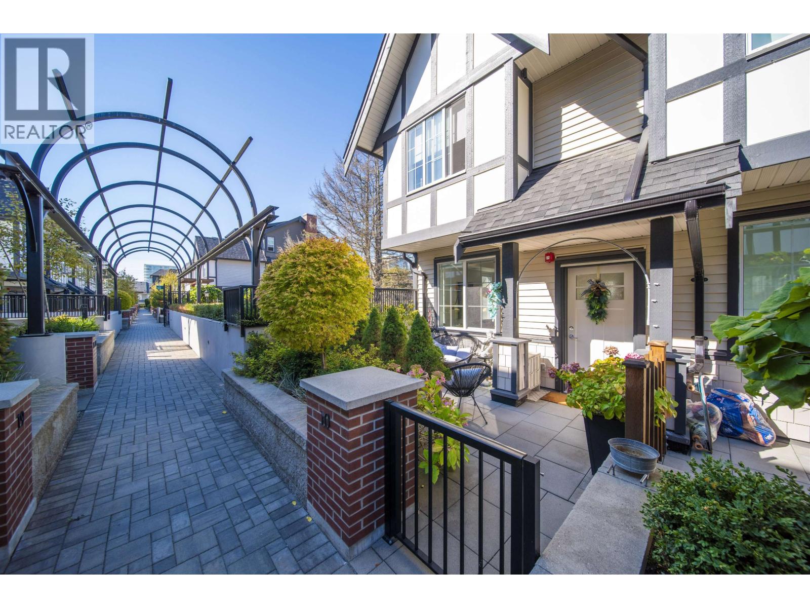 10 8888 Spires Road Property Photo 3