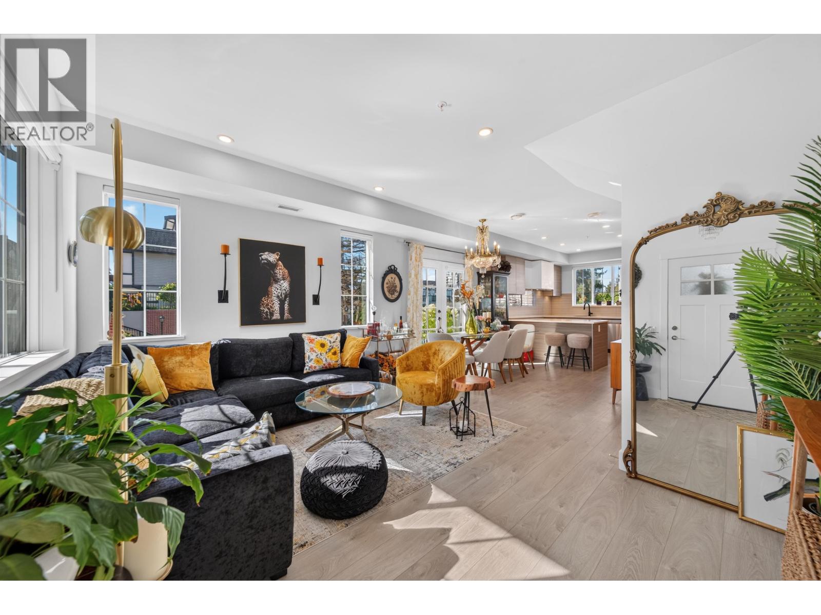 10 8888 Spires Road Property Photo 6