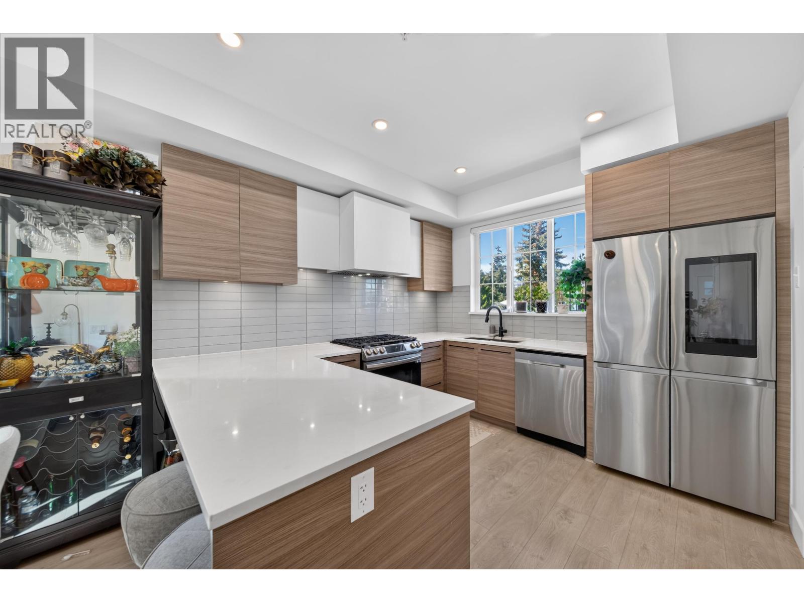 10 8888 Spires Road Property Photo 12