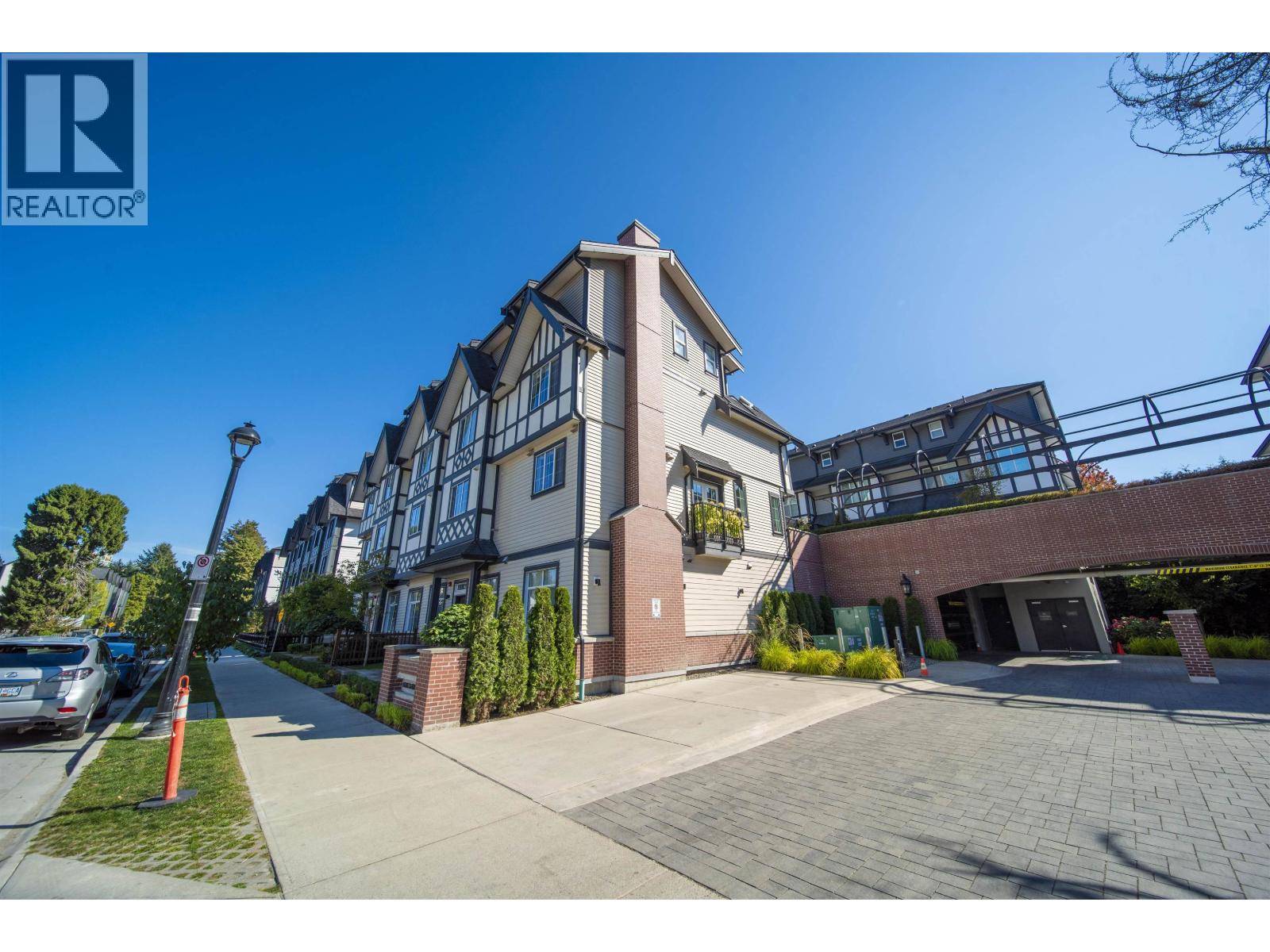 10 8888 Spires Road Property Photo 30