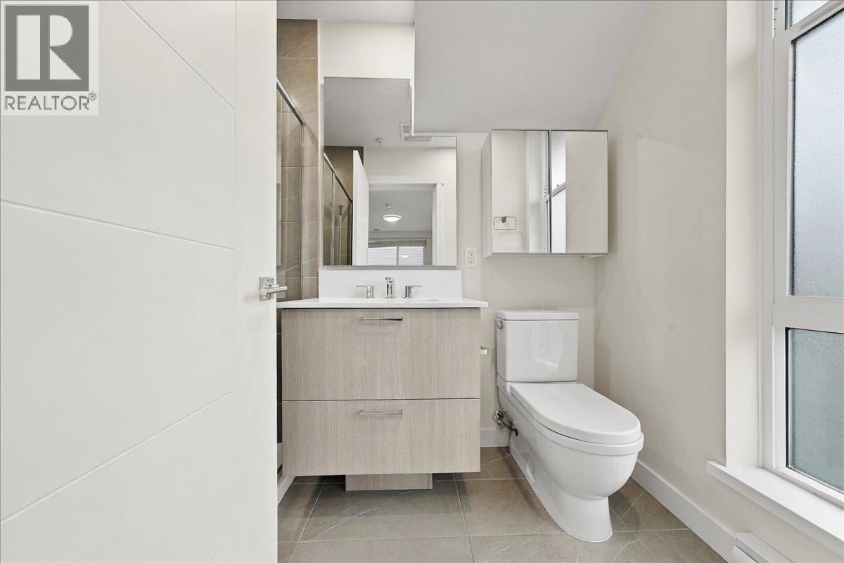 604 707 Como Lake Avenue Property Photo 15