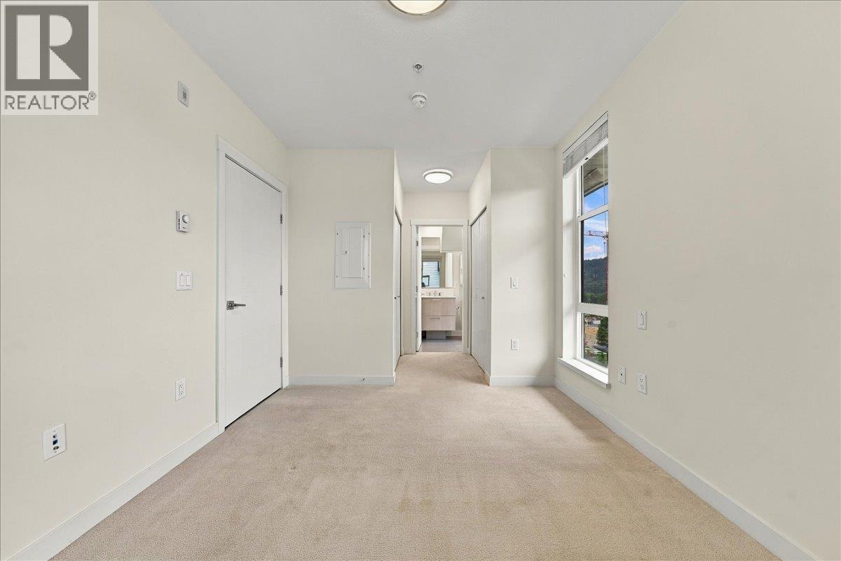 604 707 Como Lake Avenue Property Photo 20