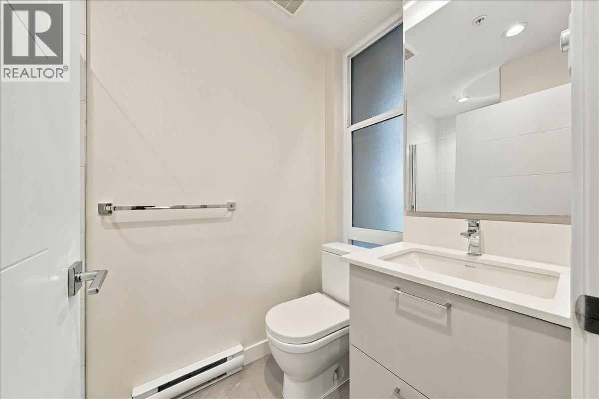 604 707 Como Lake Avenue Property Photo 22