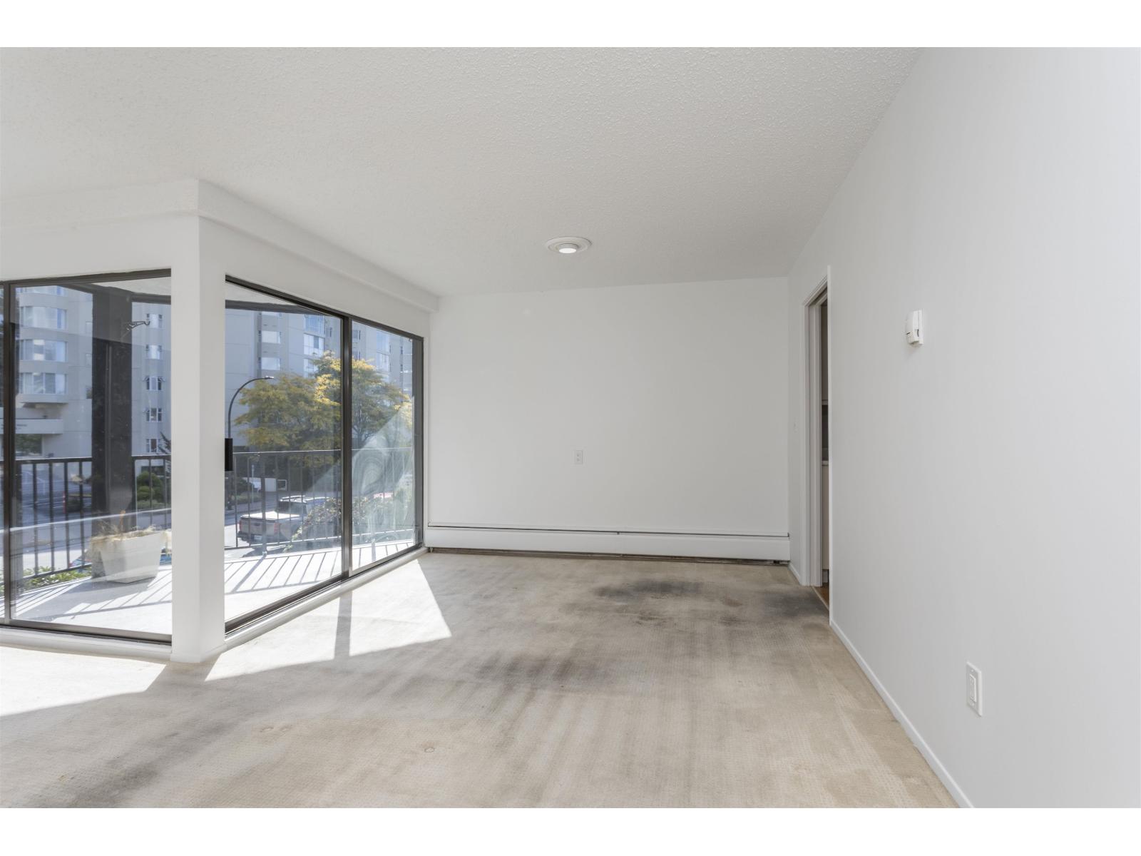 310 1437 Foster Street Property Photo 8