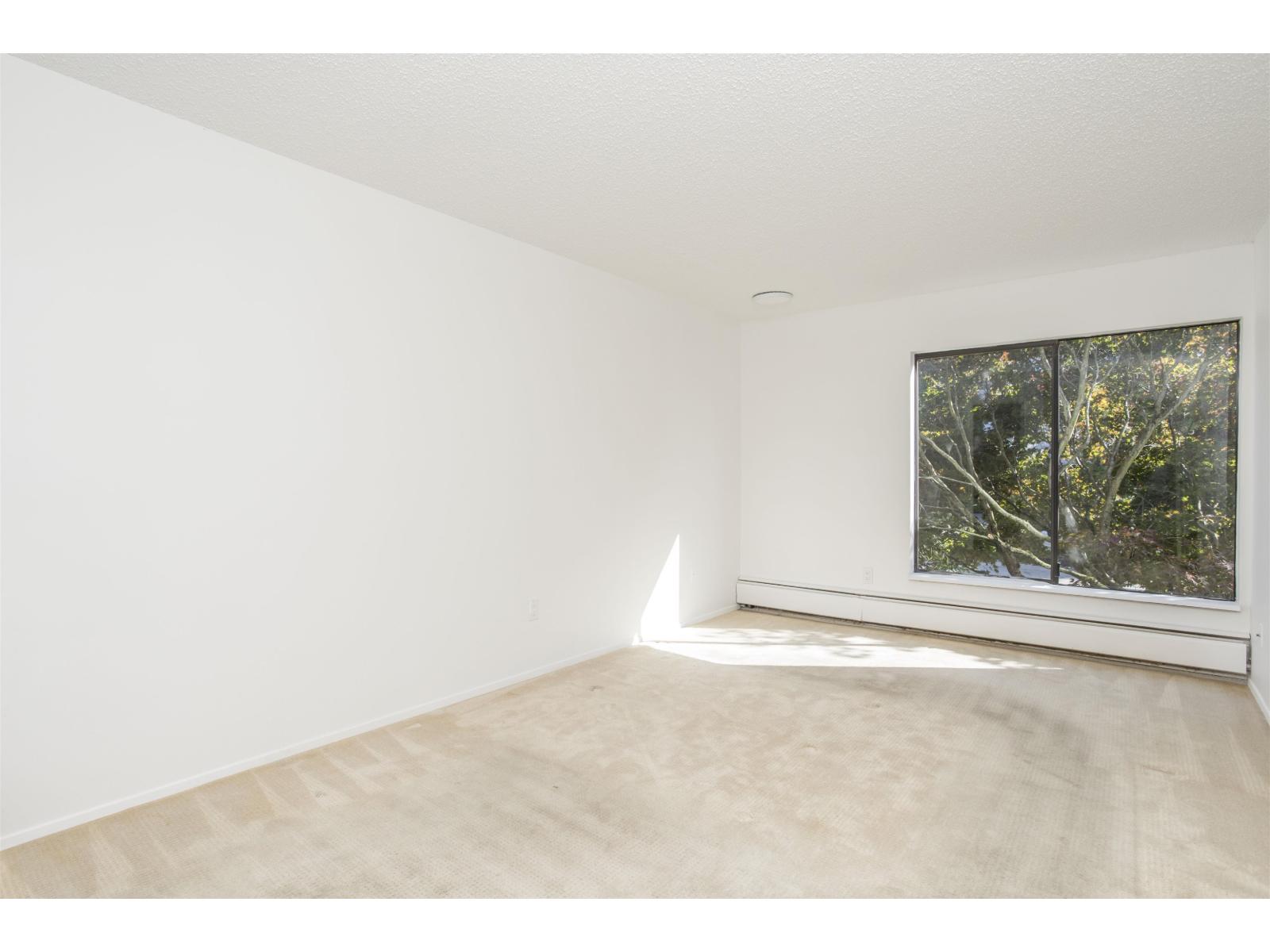 310 1437 Foster Street Property Photo 13