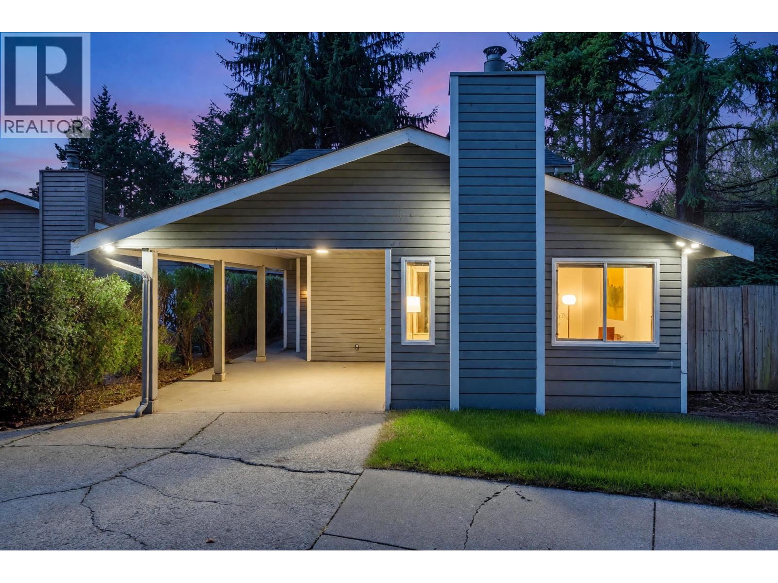 11591 Kingsbridge Drive Property Photo 1