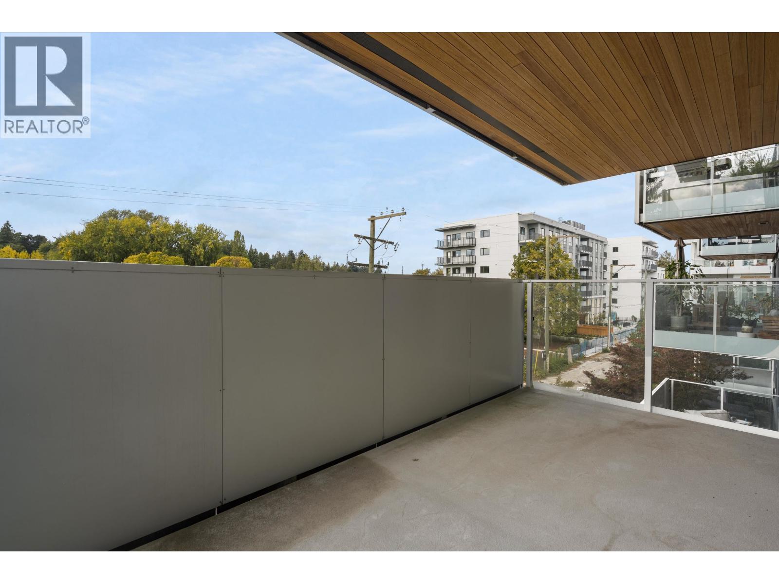 308 5089 Quebec Street Property Photo 21