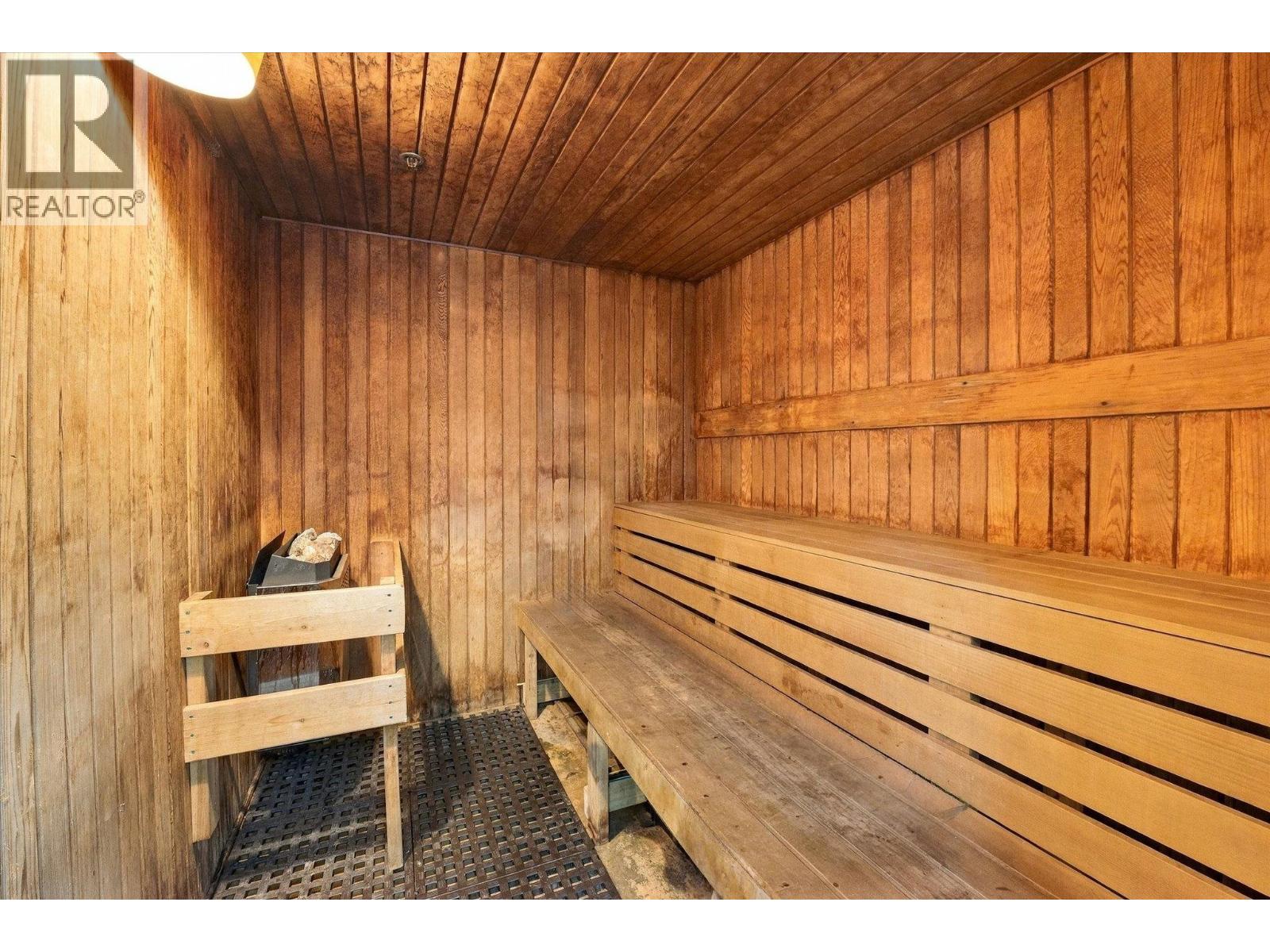603 183 Keefer Place Property Photo 27