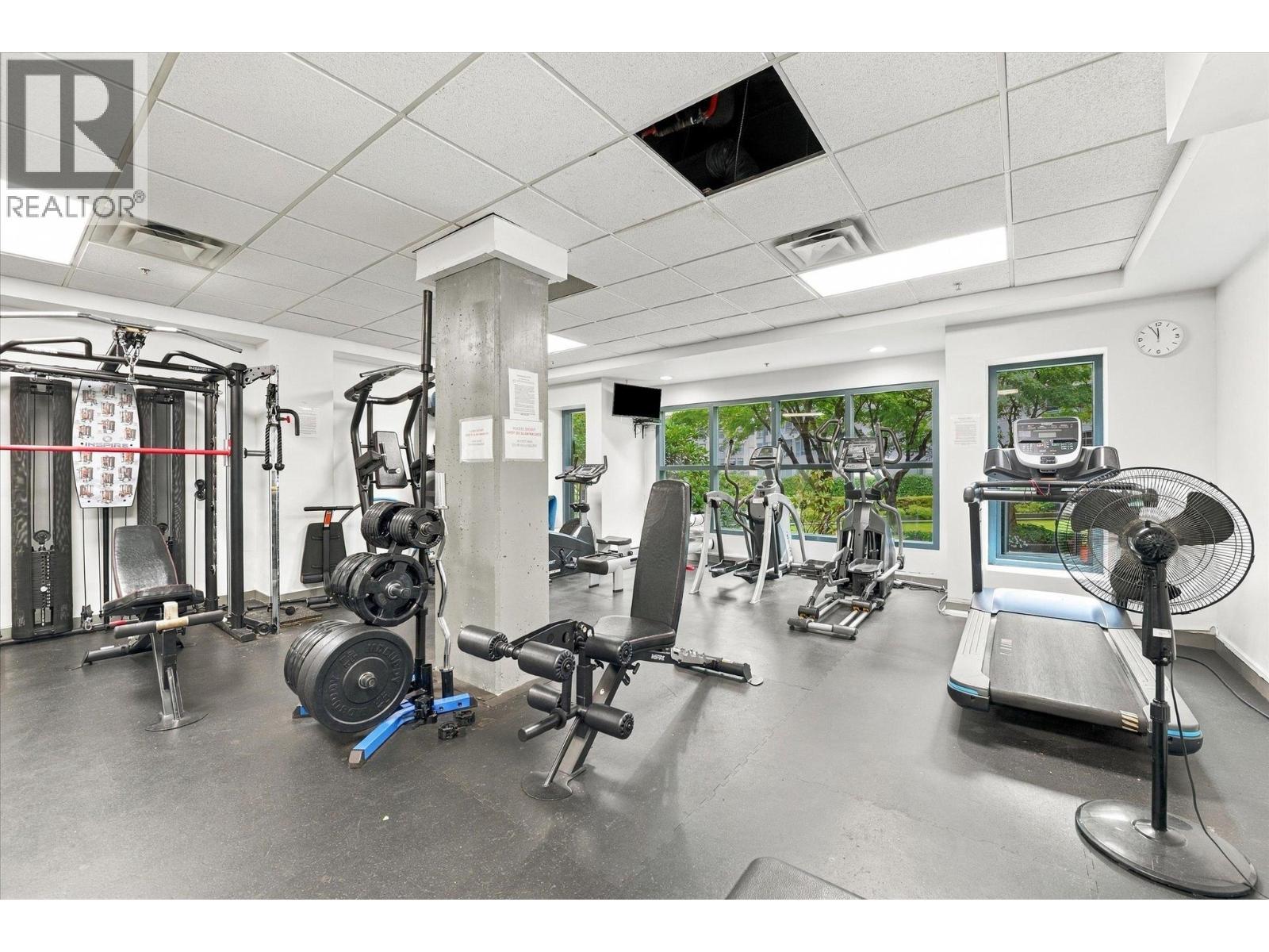 603 183 Keefer Place Property Photo 29