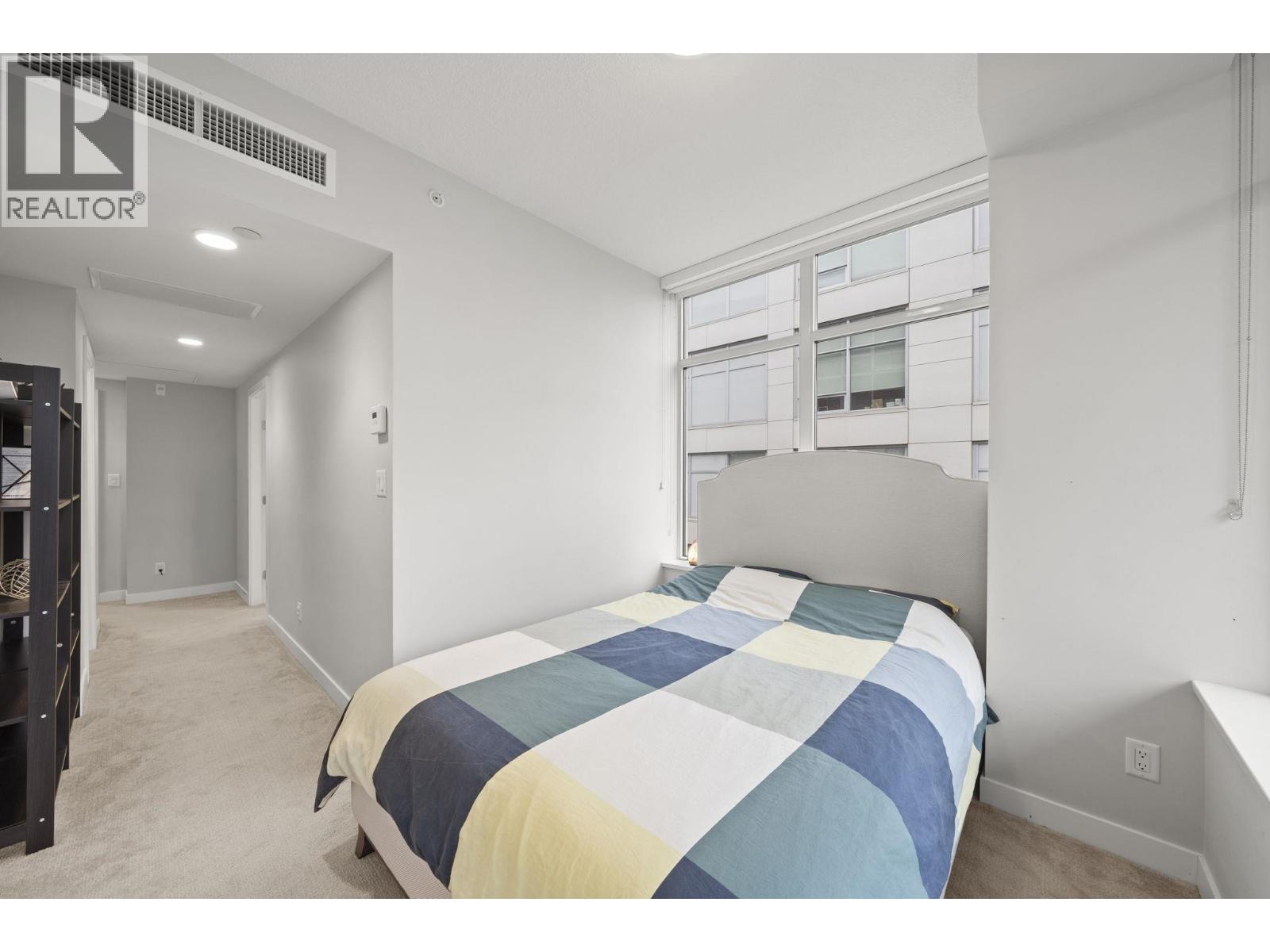 401 5033 Cambie Street Property Photo 16