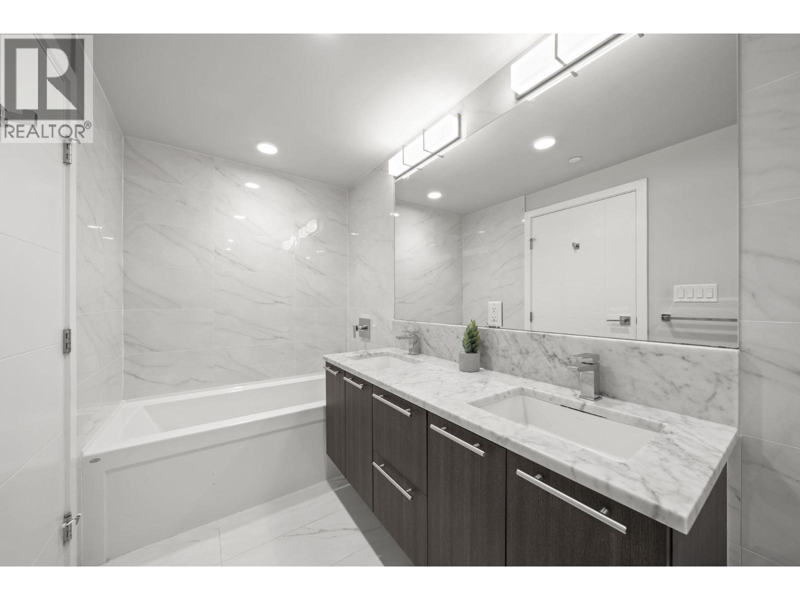 401 5033 Cambie Street Property Photo 18