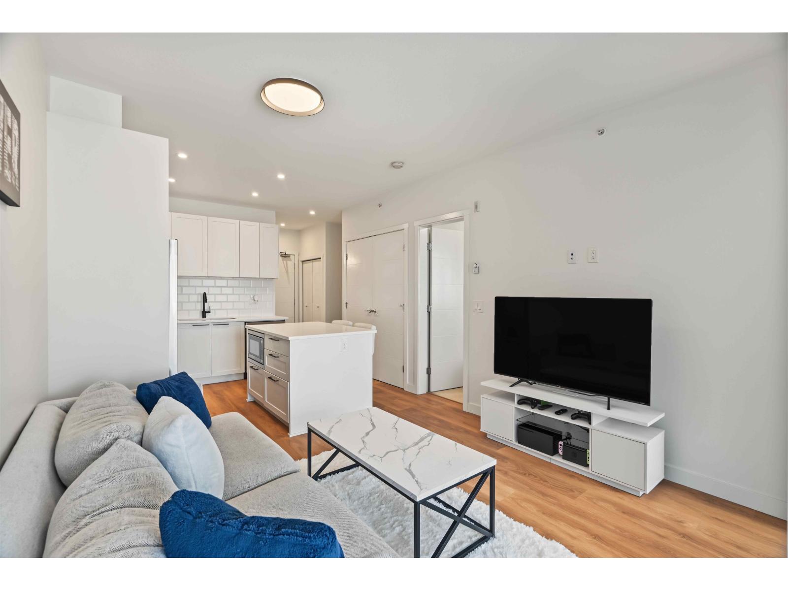 432 5415 Brydon Crescent Property Photo 10