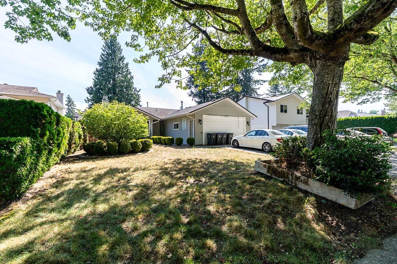 13032 61 Avenue Property Photo 3