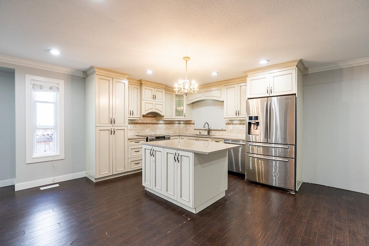 13032 61 Avenue Property Photo 13