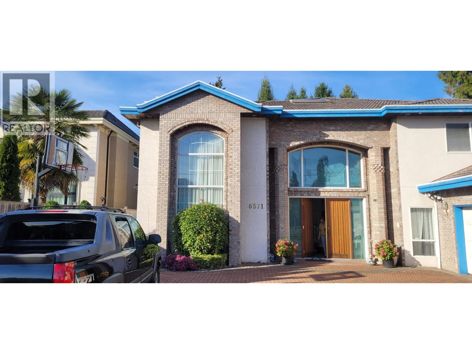 6571 MANG ROAD Property Photo 1