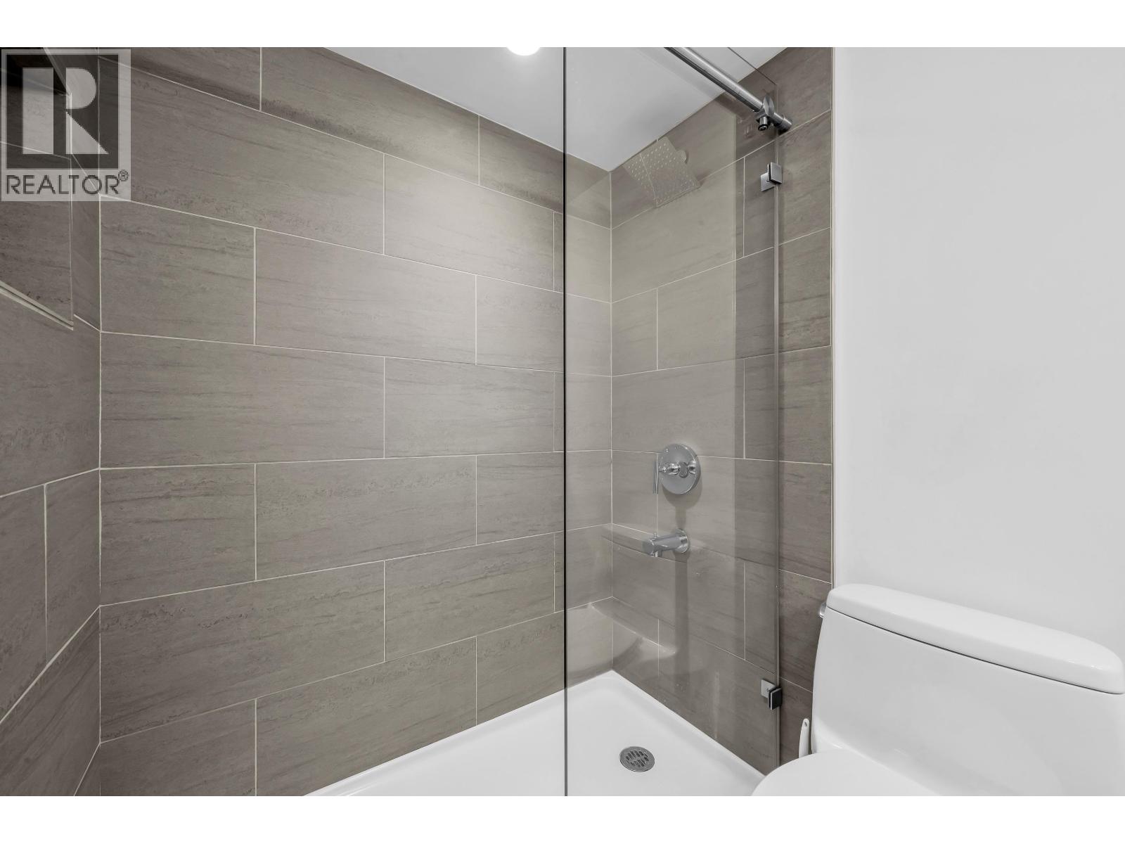 1206 4160 Sardis Street Property Photo 4