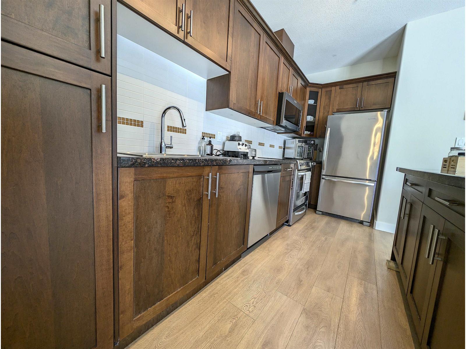 79 20449 66 Avenue Property Photo 7