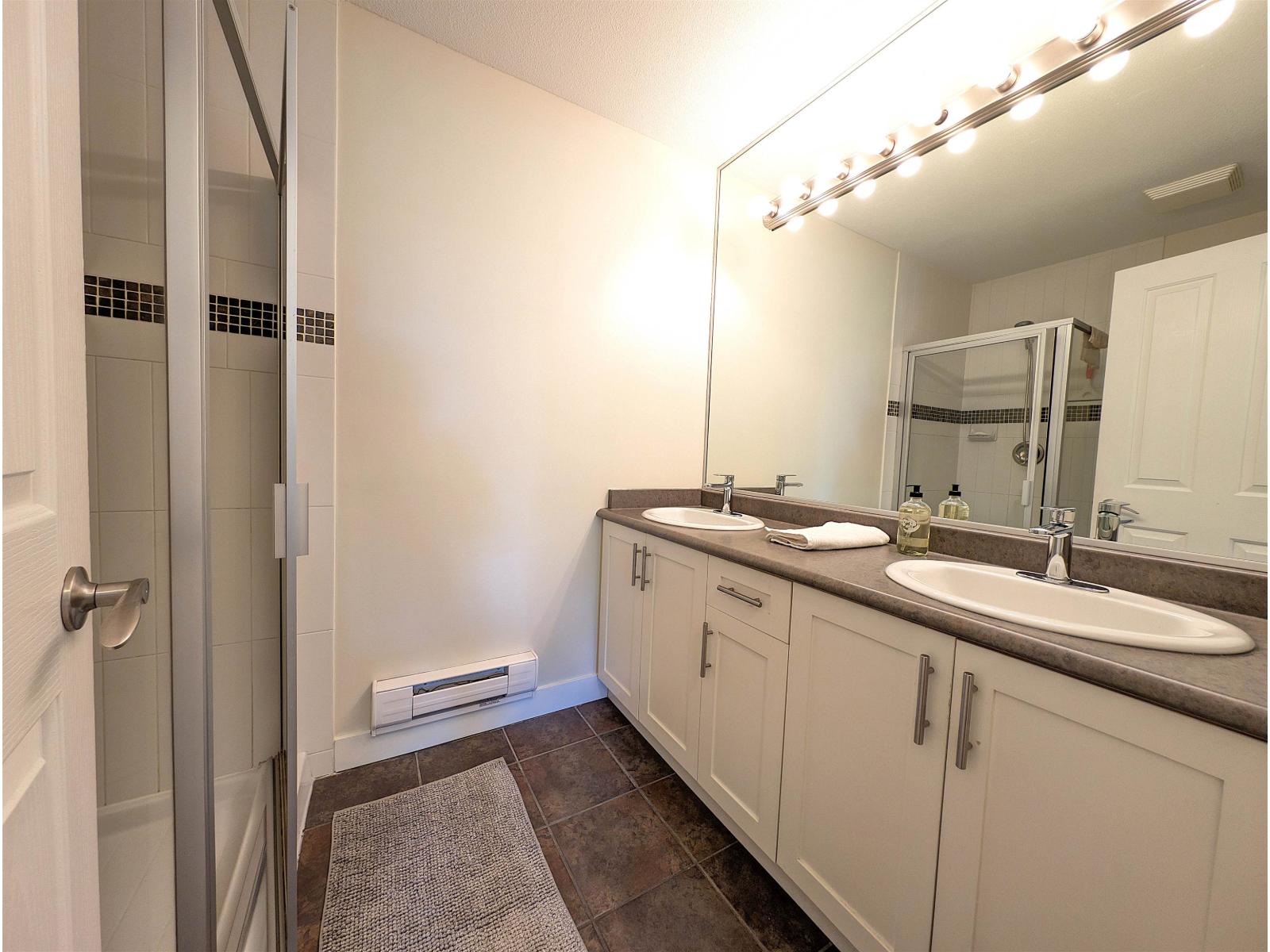 79 20449 66 Avenue Property Photo 20