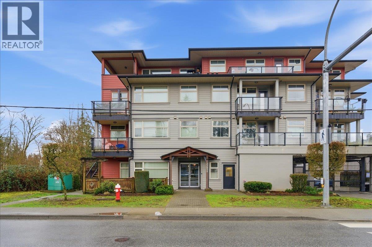 307 22858 Lougheed Highway Property Photo 1