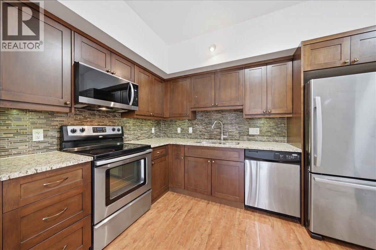 307 22858 Lougheed Highway Property Photo 8