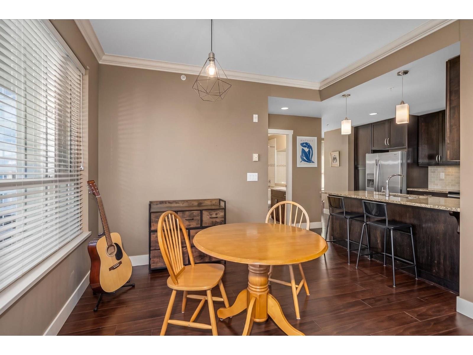 403 3192 Gladwin Road Property Photo 12