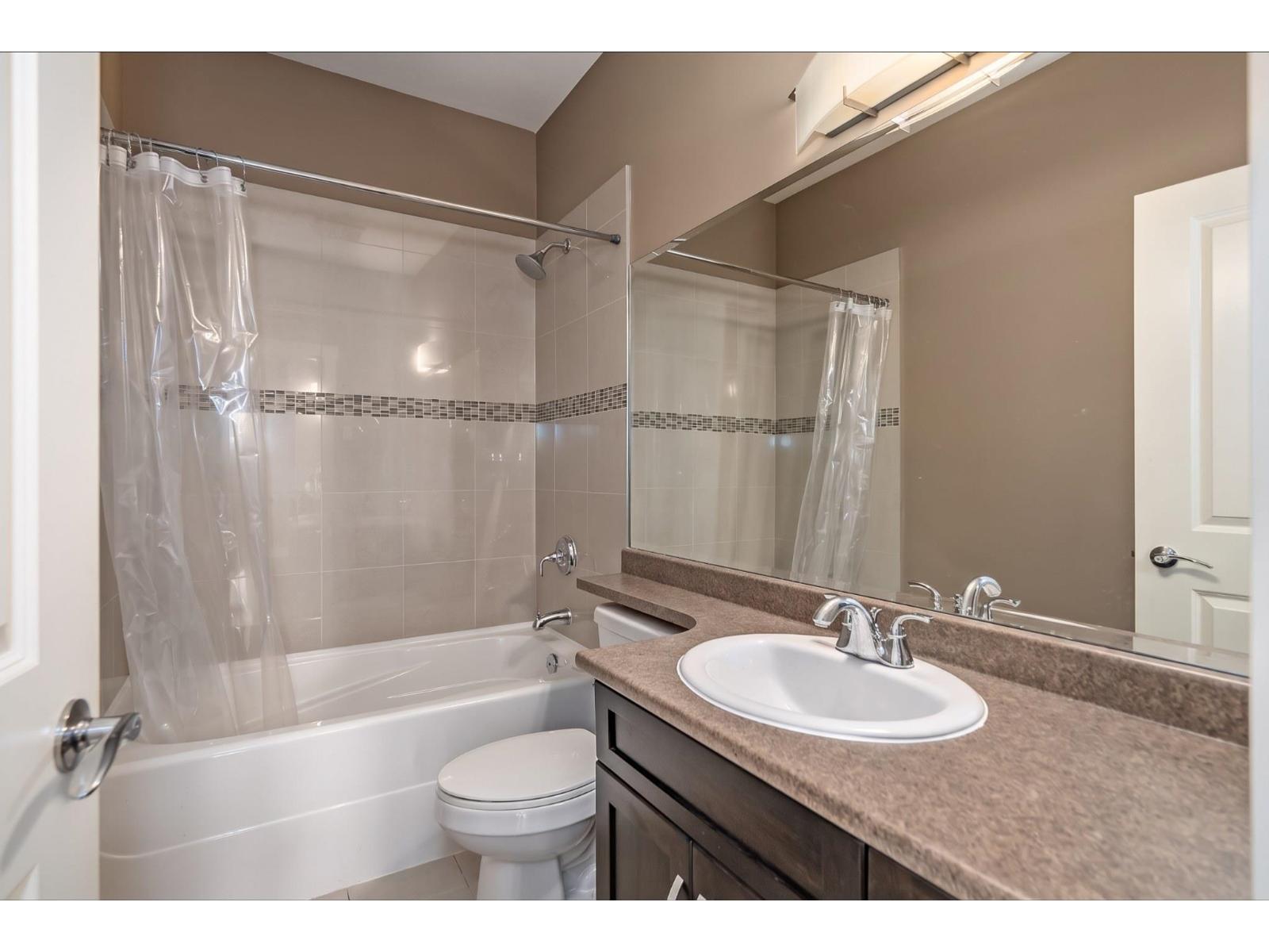 403 3192 Gladwin Road Property Photo 25