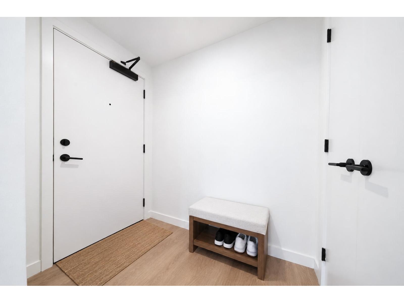 2410 10448 University Drive Property Photo 4