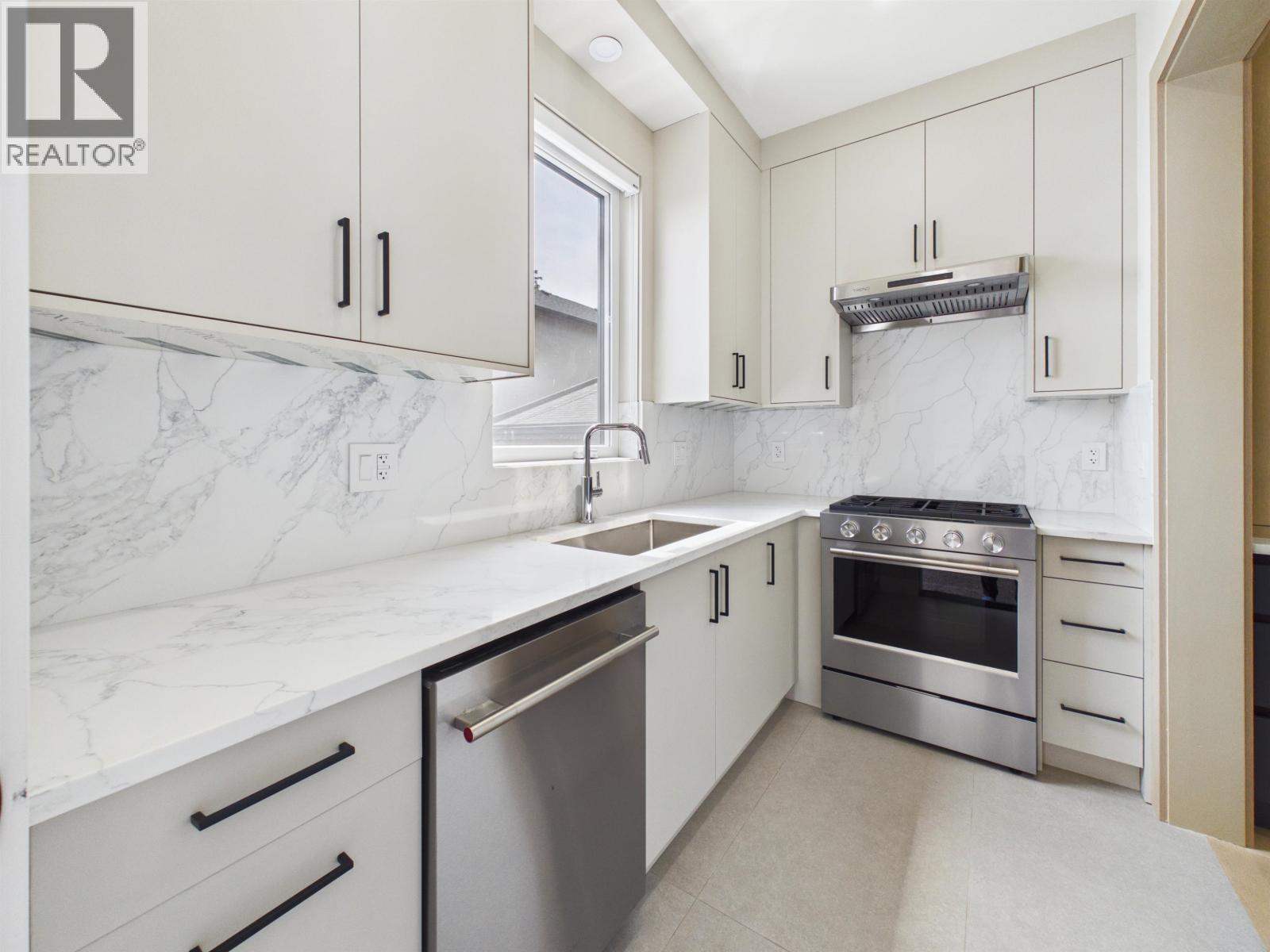1 6512 Grant Street Property Photo 13