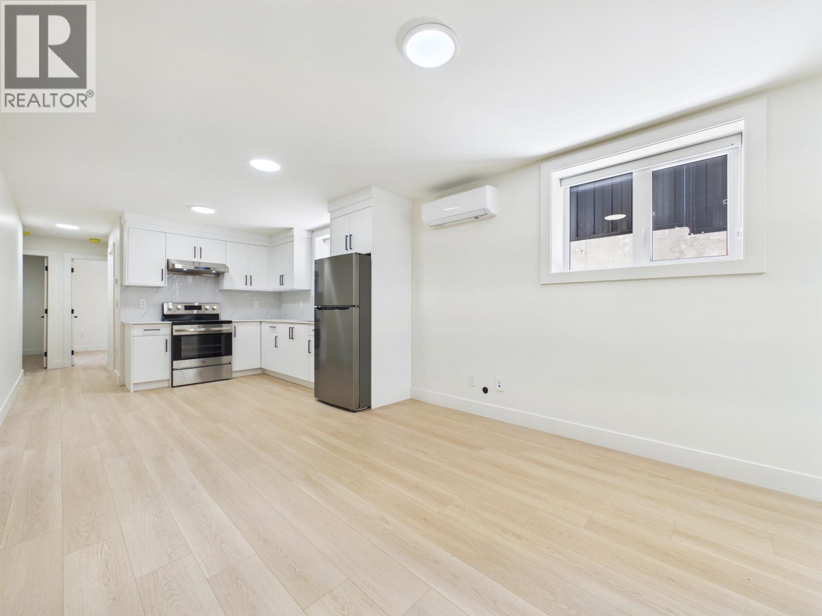 2 6512 Grant Street Property Photo 35