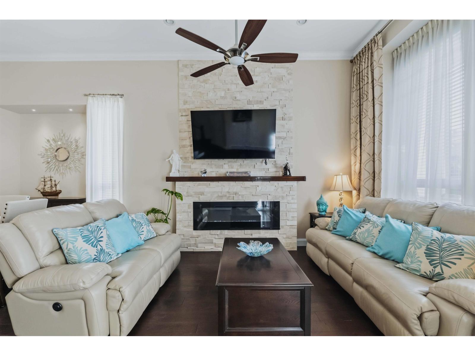 6276 132a Street Property Photo 5
