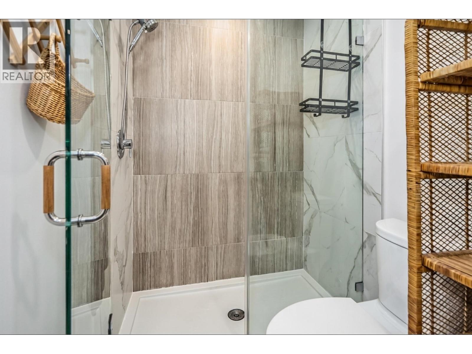 109 1892 Starling Drive Property Photo 23
