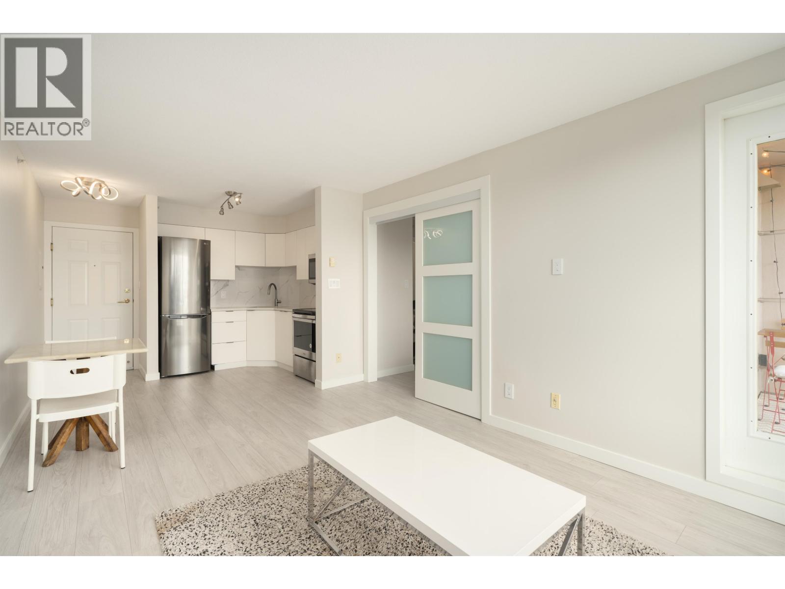 809 5189 Gaston Street Property Photo 30