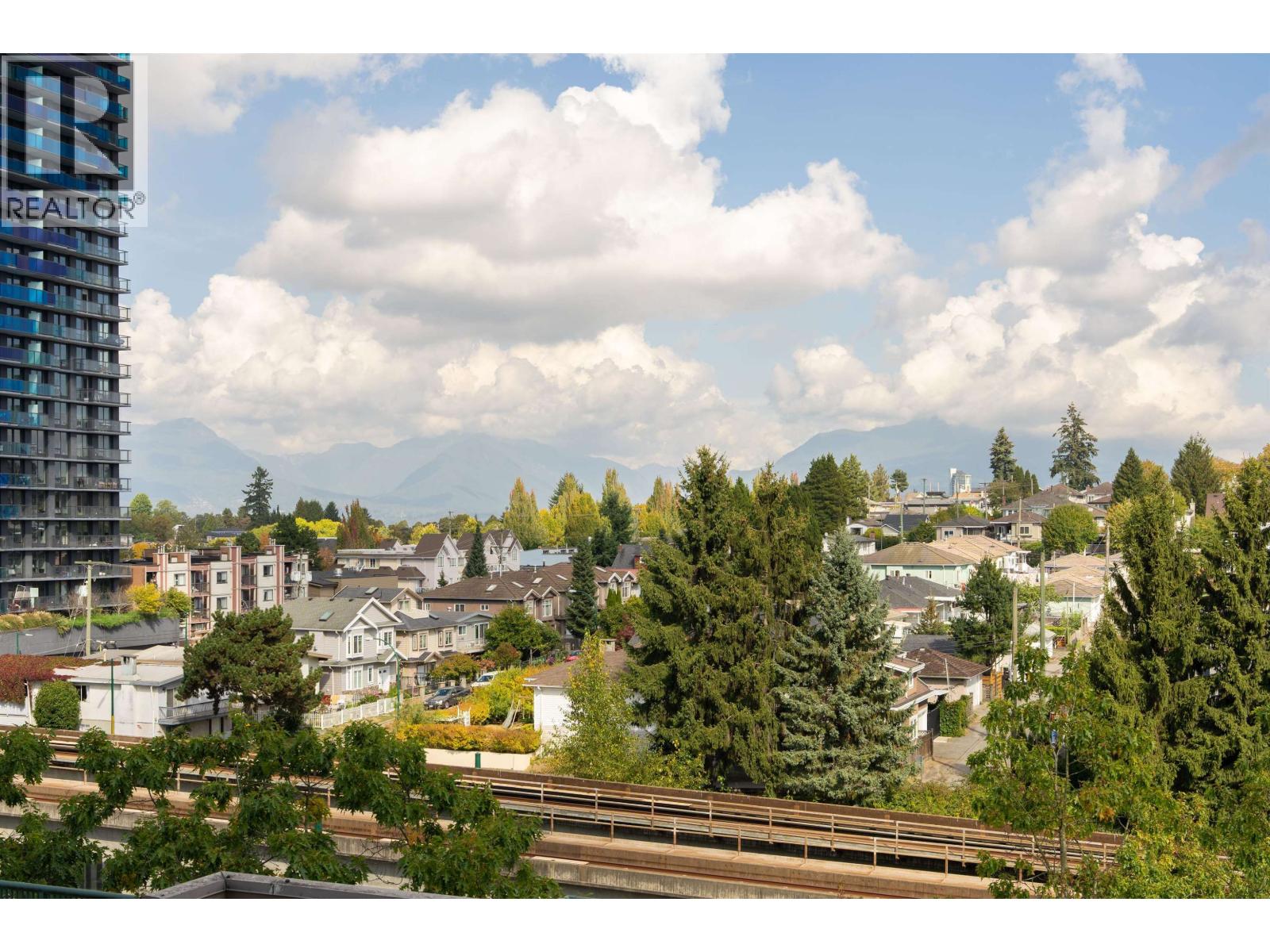 809 5189 Gaston Street Property Photo 34