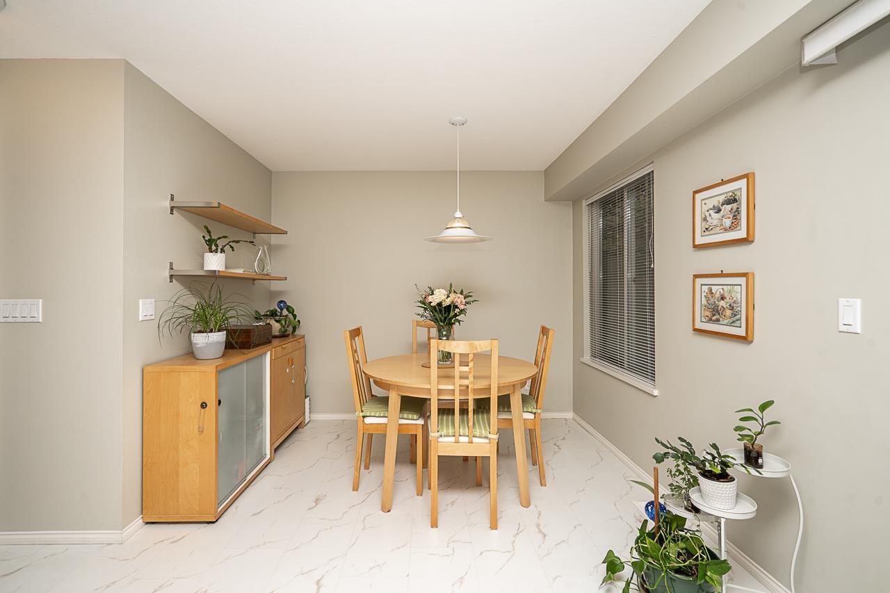 14 8775 161 Street Property Photo 17
