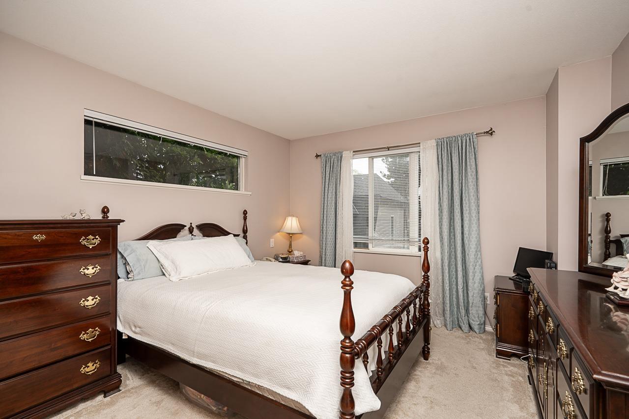 14 8775 161 Street Property Photo 20