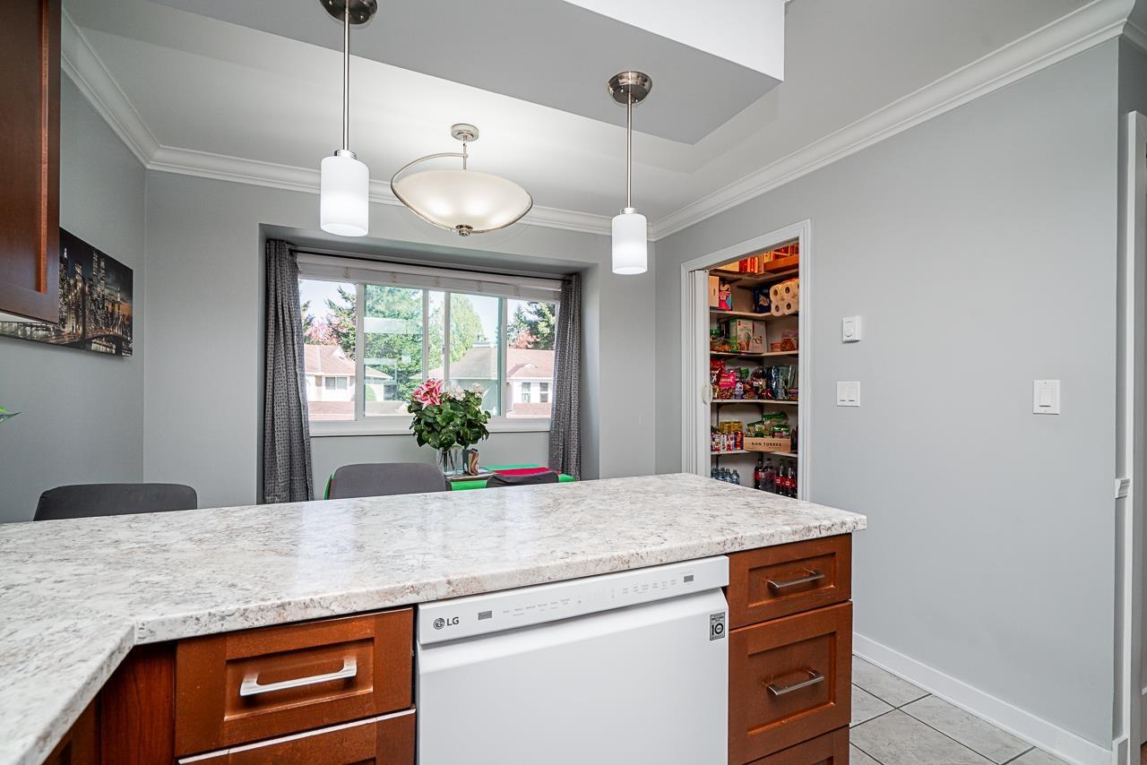 51 14840 100 Avenue Property Photo 17