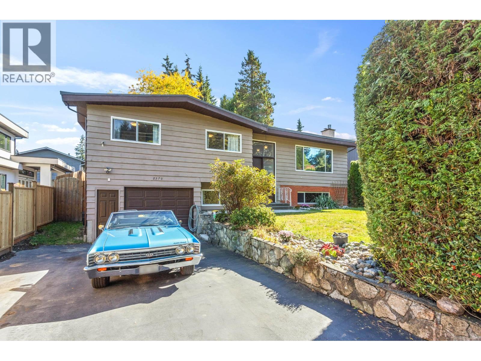 2370 Mountain Highway Property Photo 1