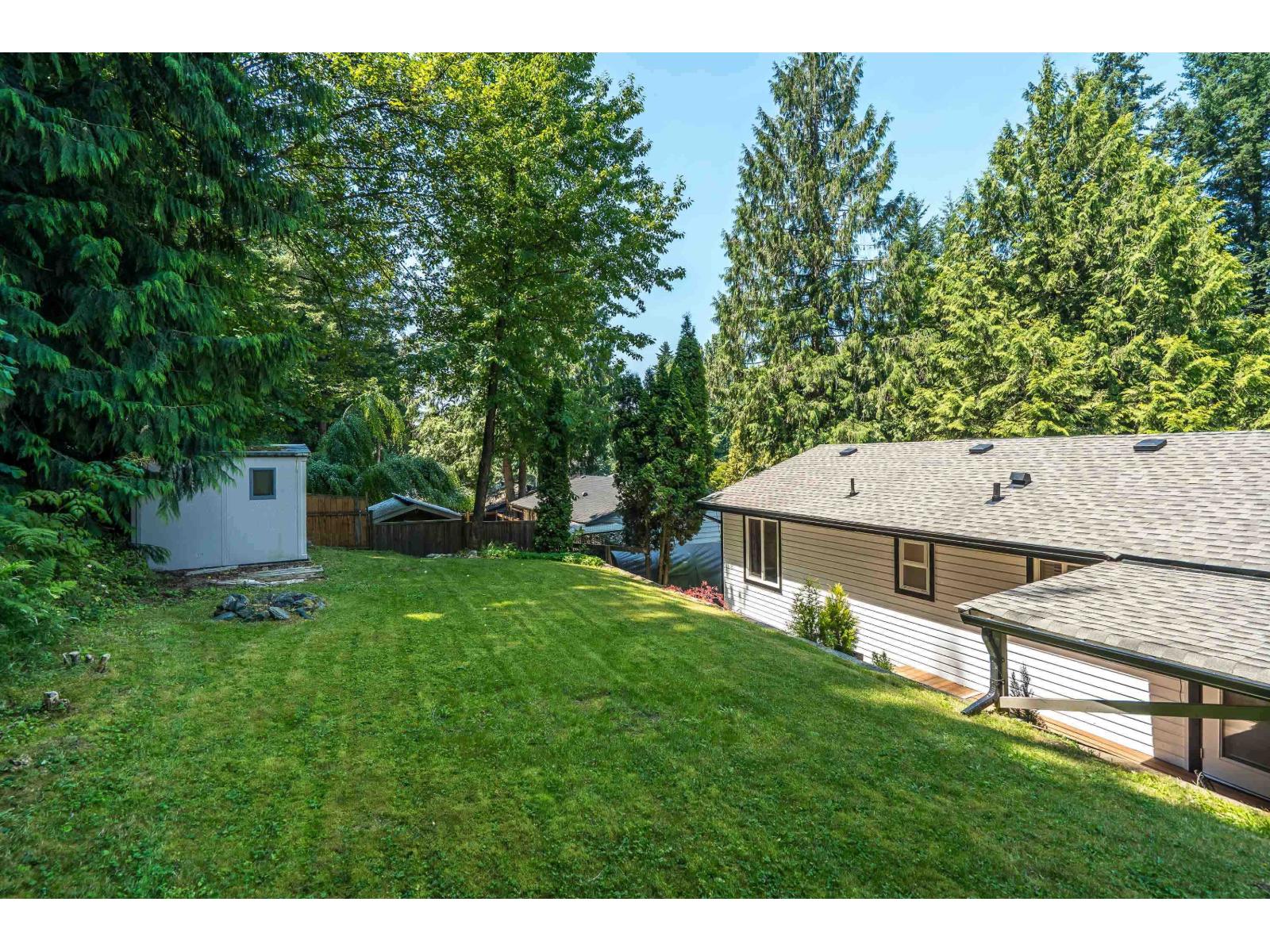 34898 Laburnum Avenue Property Photo 36