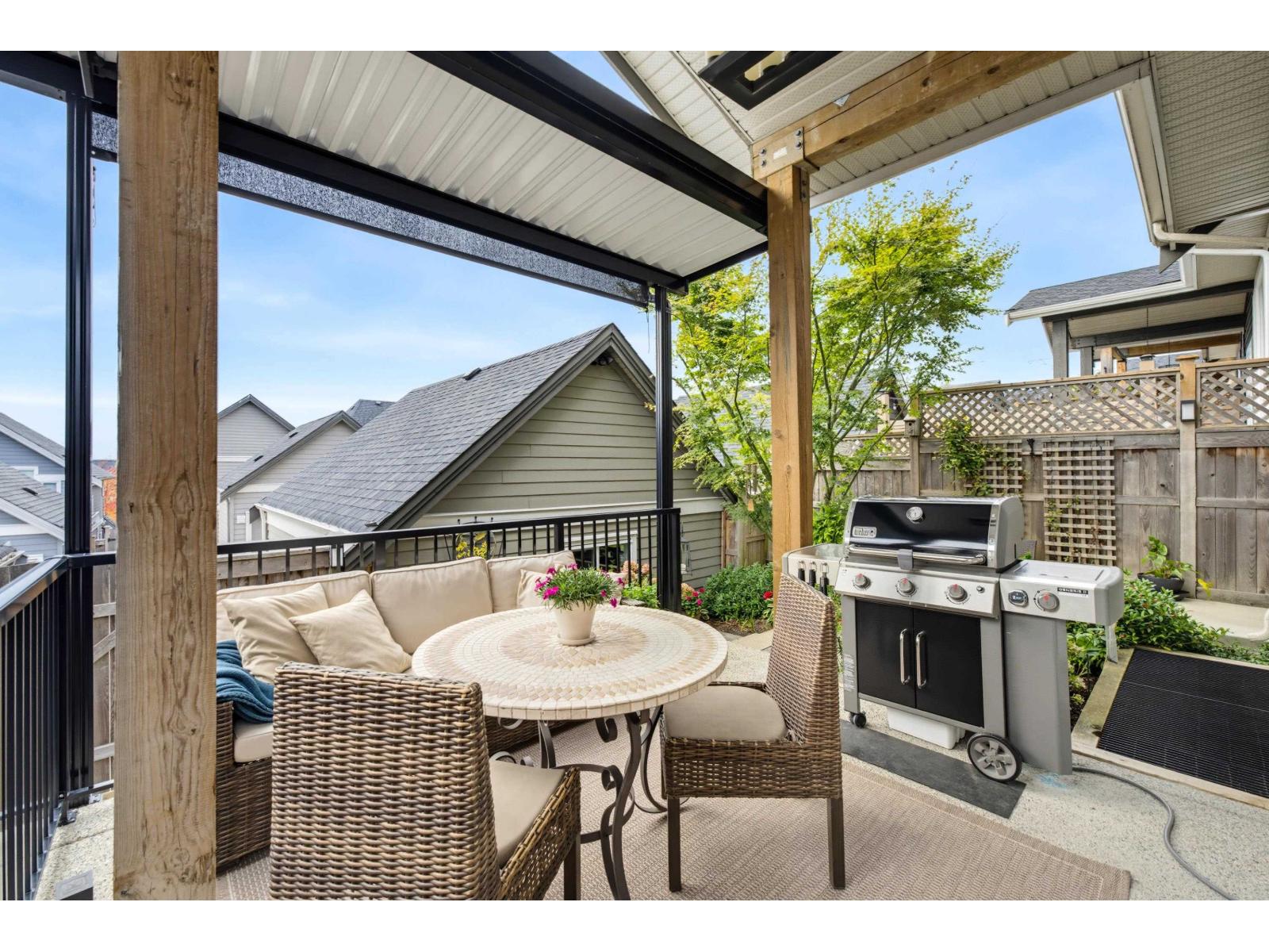 2111 165b Street Property Photo 16