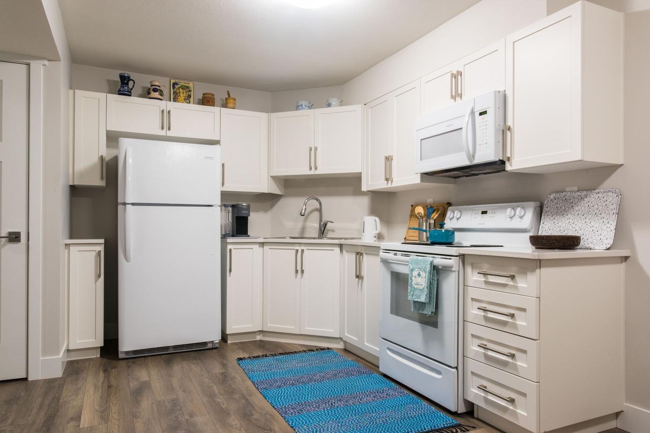 2111 165b Street Property Photo 33