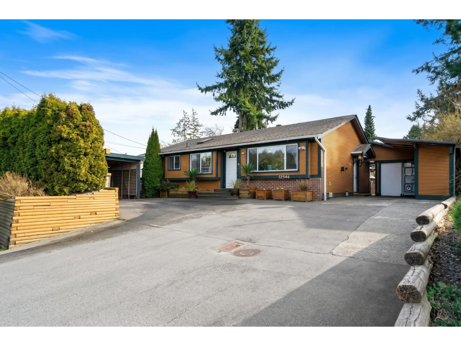 12546 96 AVENUE Property Photo 1