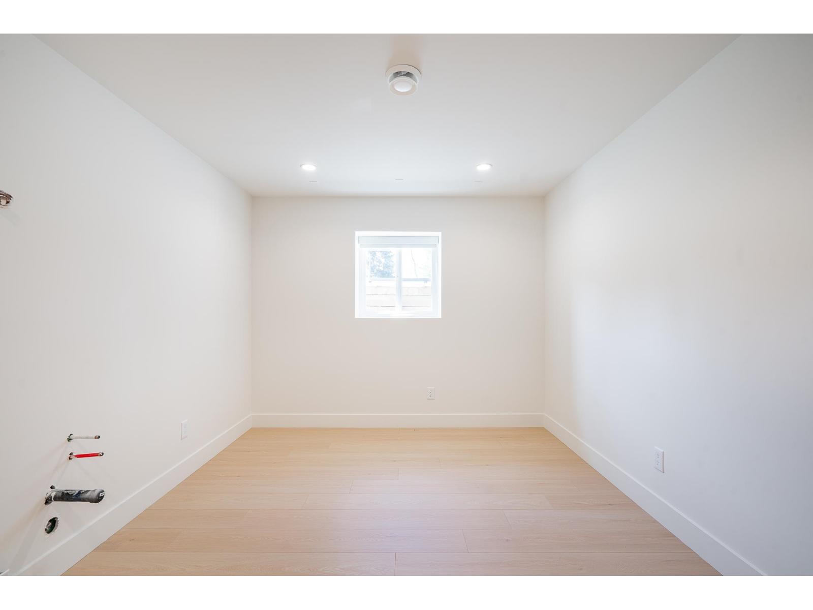 16908 1 Avenue Property Photo 28