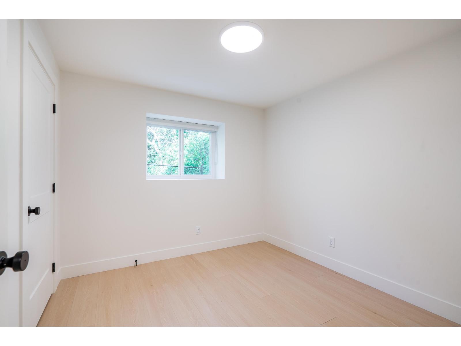 16908 1 Avenue Property Photo 31
