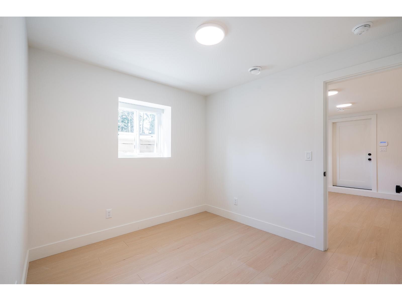 16908 1 Avenue Property Photo 35