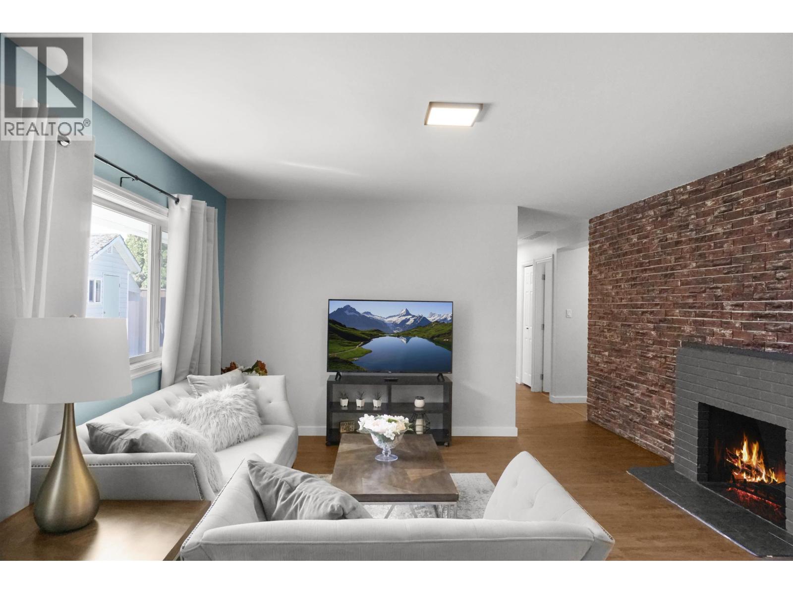 10 Skeena Street Property Photo 4