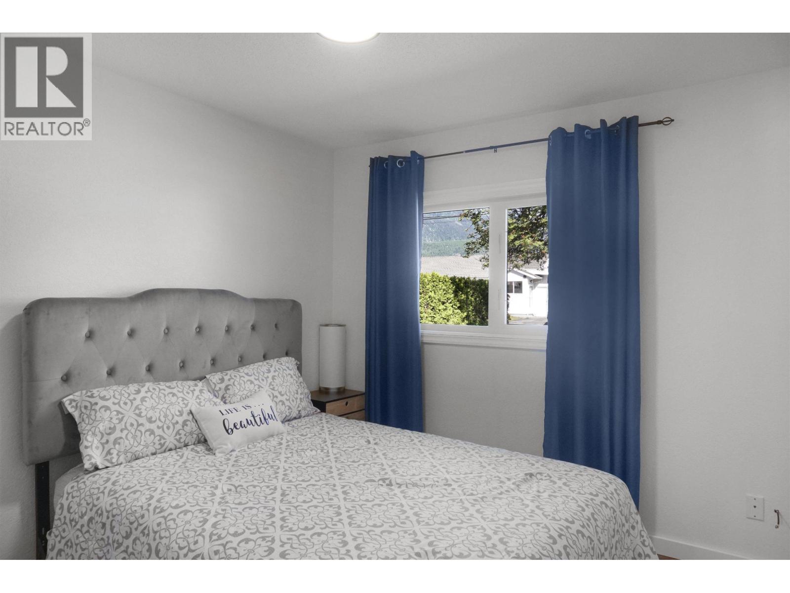 10 Skeena Street Property Photo 7