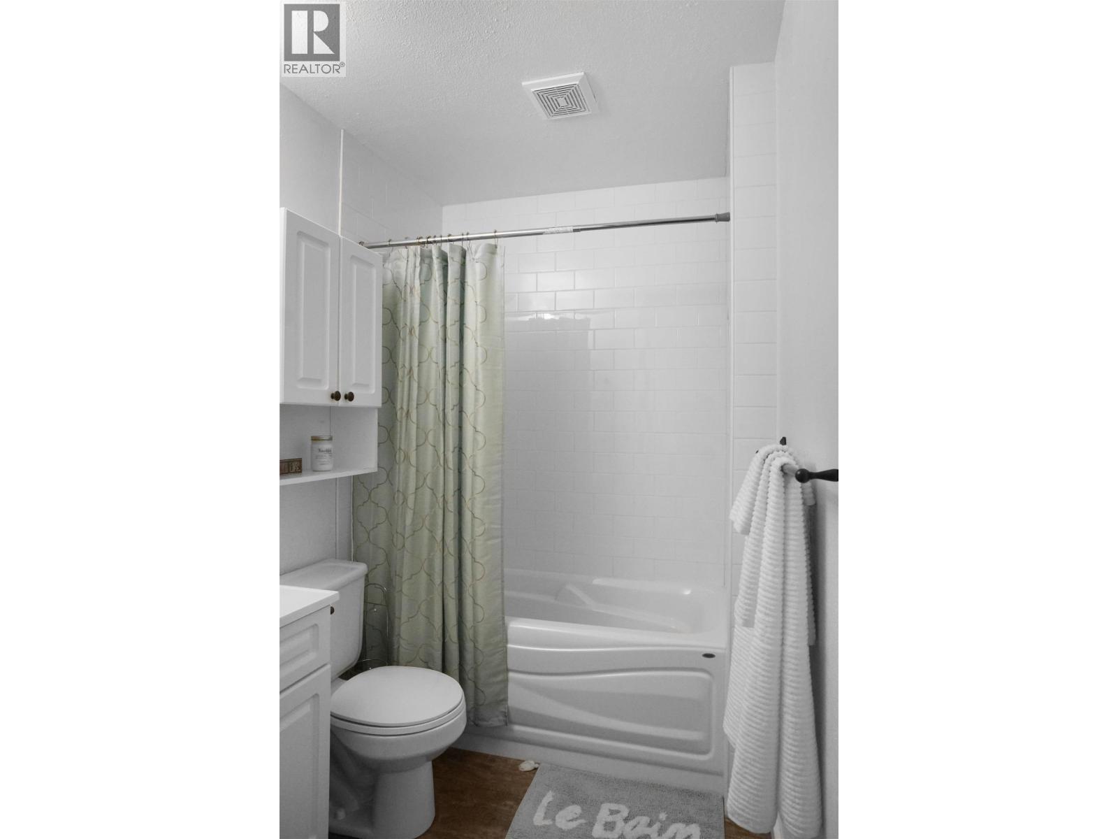 10 Skeena Street Property Photo 9
