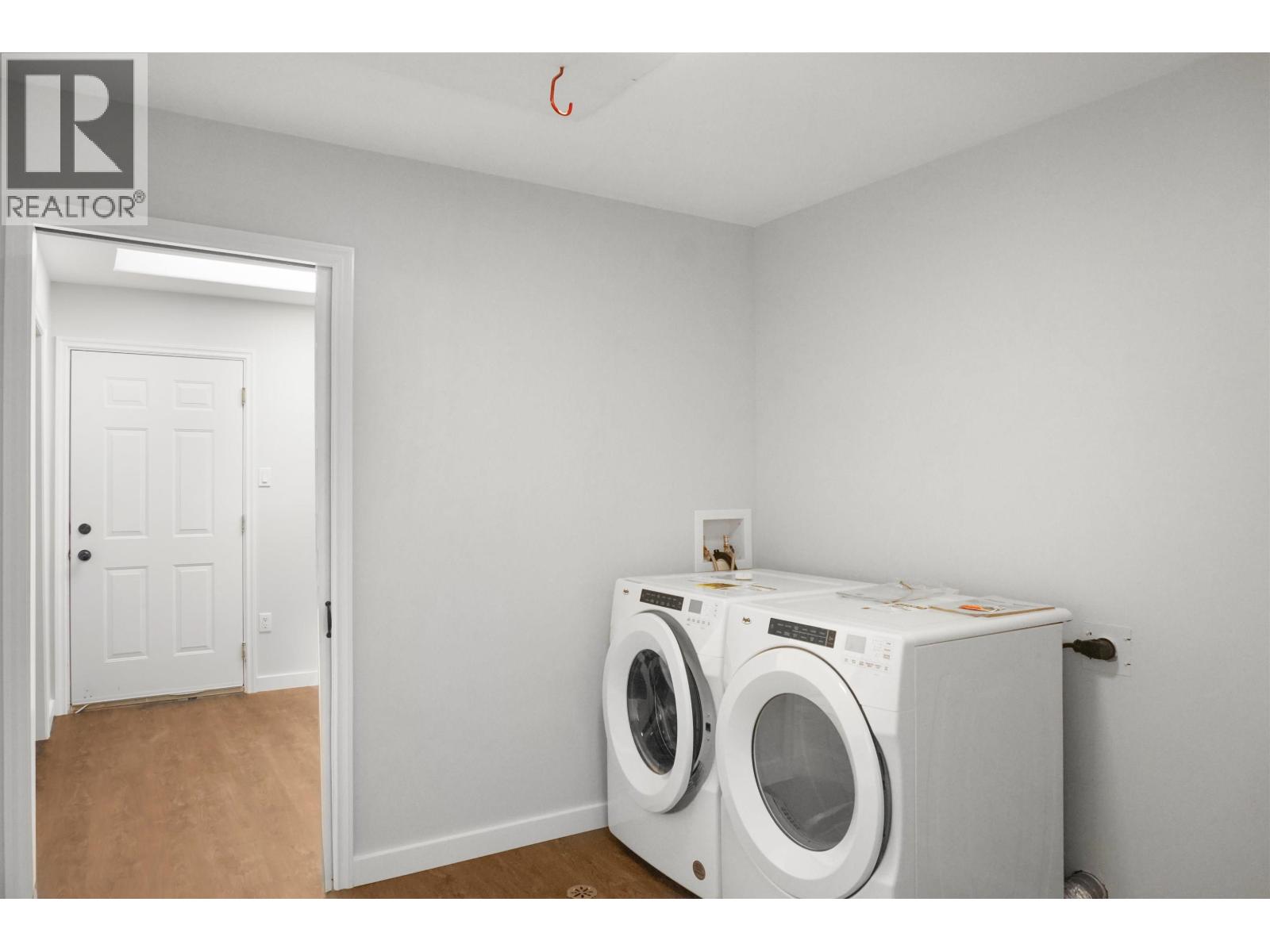10 Skeena Street Property Photo 11